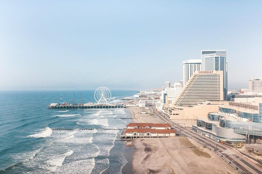 Sleep Six Cozysuites, 1Br 2Ba On The Boardwalk Atlantic City Exterior photo