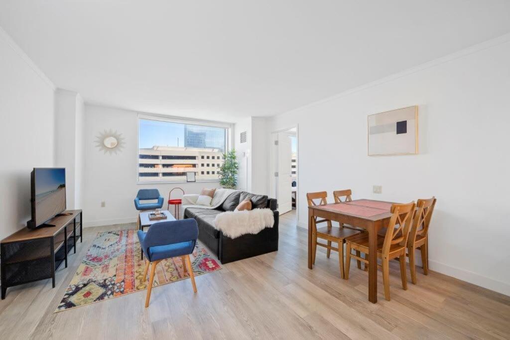 Sleep Six Cozysuites, 1Br 2Ba On The Boardwalk Atlantic City Exterior photo